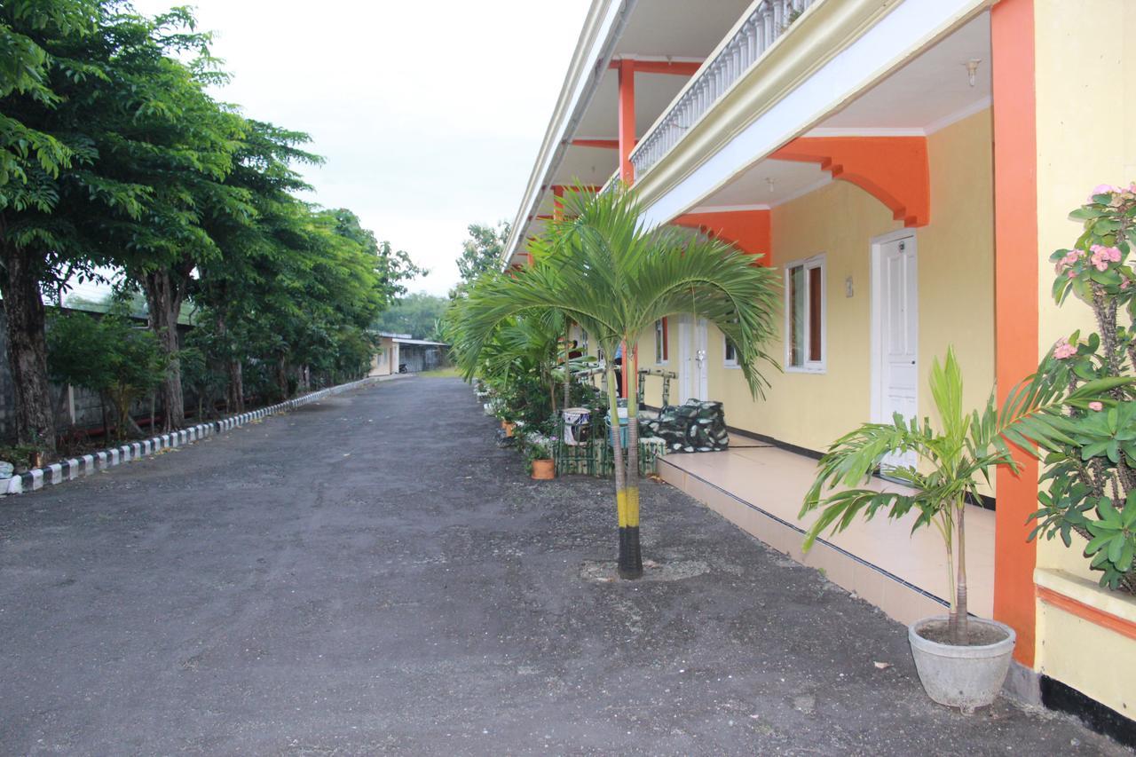 Sinar Bintang Hotel Cepu Luaran gambar