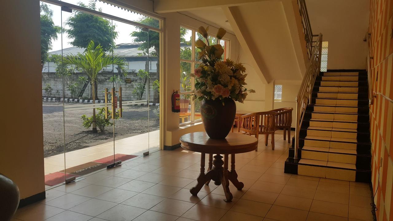 Sinar Bintang Hotel Cepu Luaran gambar
