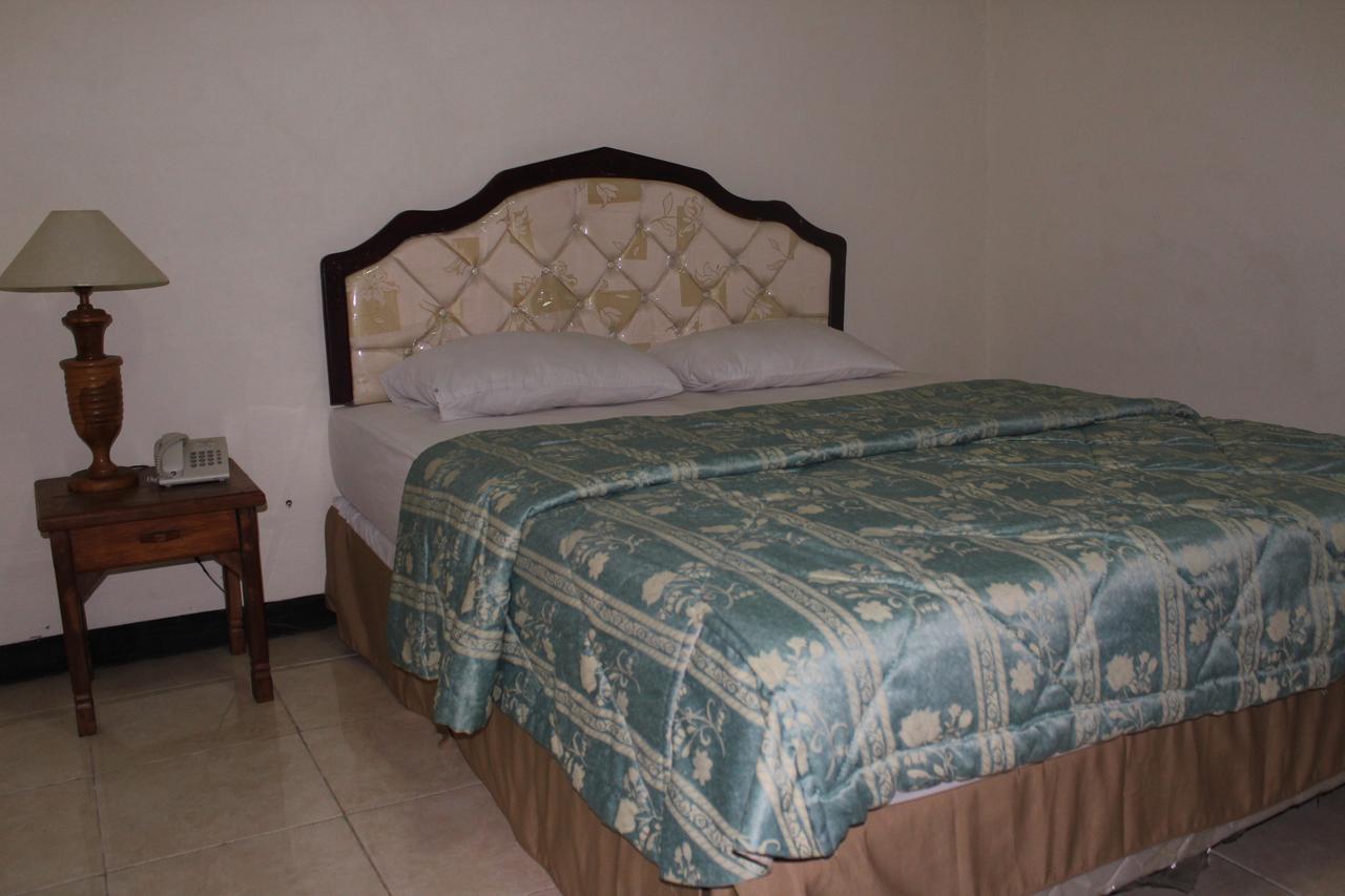 Sinar Bintang Hotel Cepu Luaran gambar