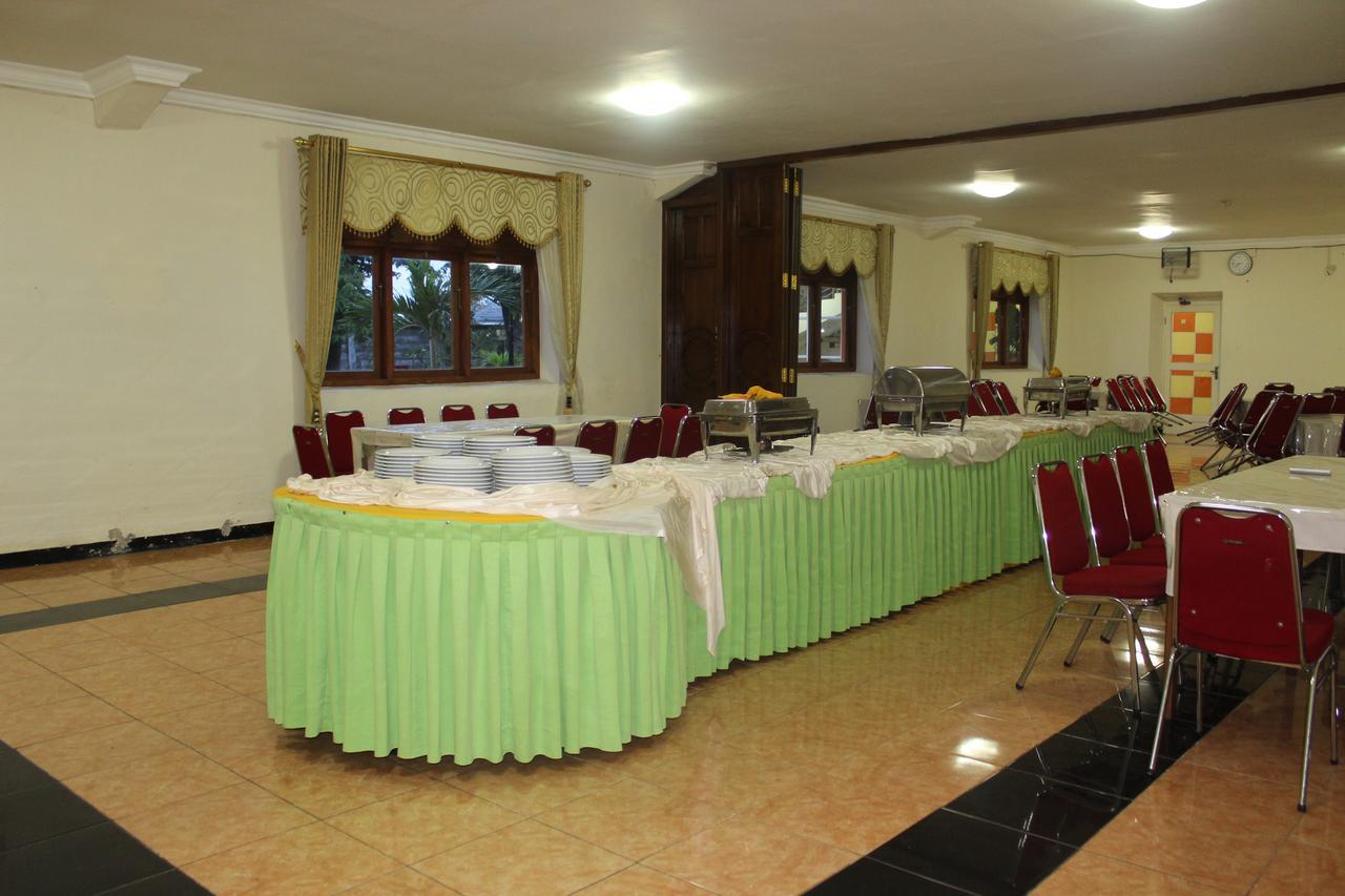 Sinar Bintang Hotel Cepu Luaran gambar