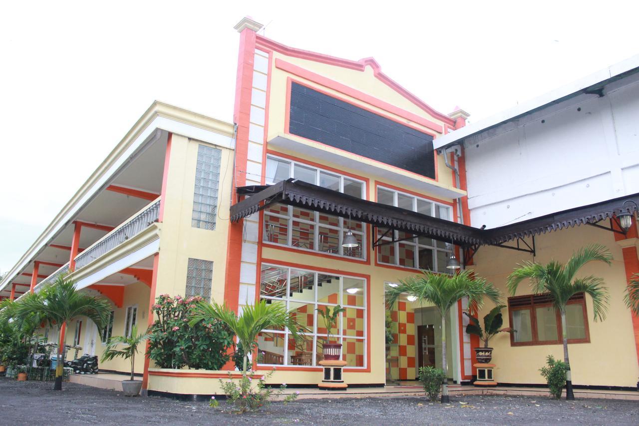 Sinar Bintang Hotel Cepu Luaran gambar